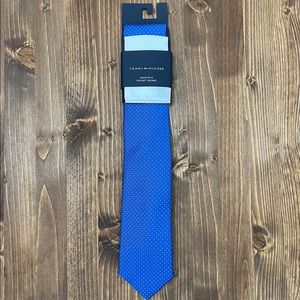 Tommy Hilfiger Polka Dot Tie and Pocket Square